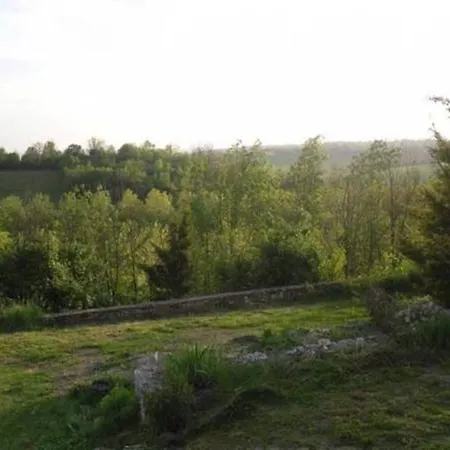 Les Gites De Franck Fayssac Habitación foto